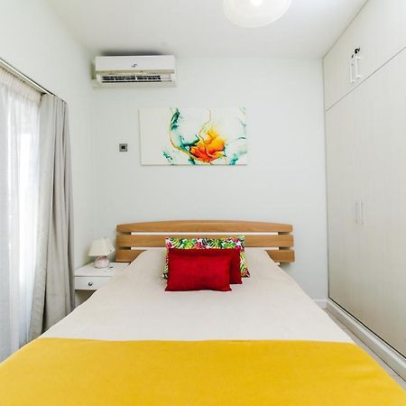 Beachcove Apartment 9 In Pereybere Pereybere Beach ภายนอก รูปภาพ