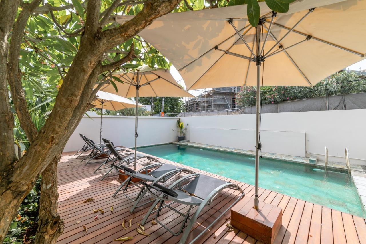 Beachcove Apartment 9 In Pereybere Pereybere Beach ภายนอก รูปภาพ