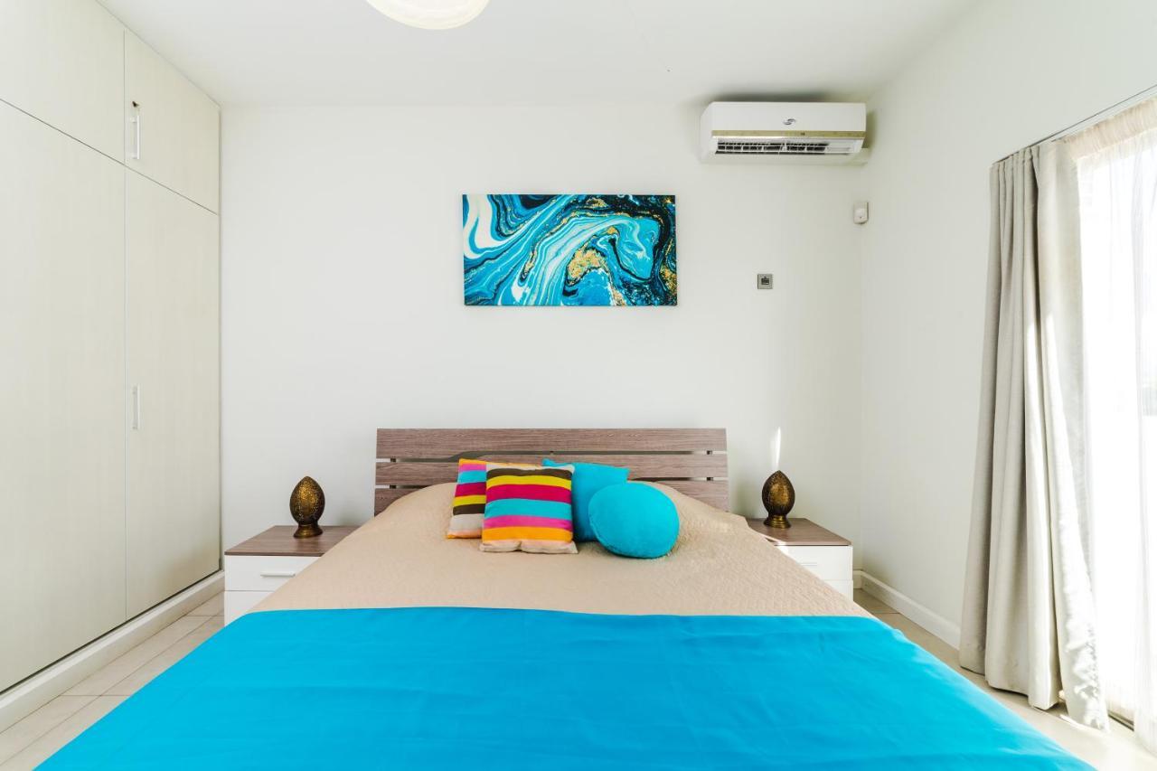 Beachcove Apartment 9 In Pereybere Pereybere Beach ภายนอก รูปภาพ