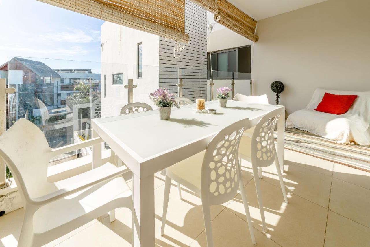 Beachcove Apartment 9 In Pereybere Pereybere Beach ภายนอก รูปภาพ