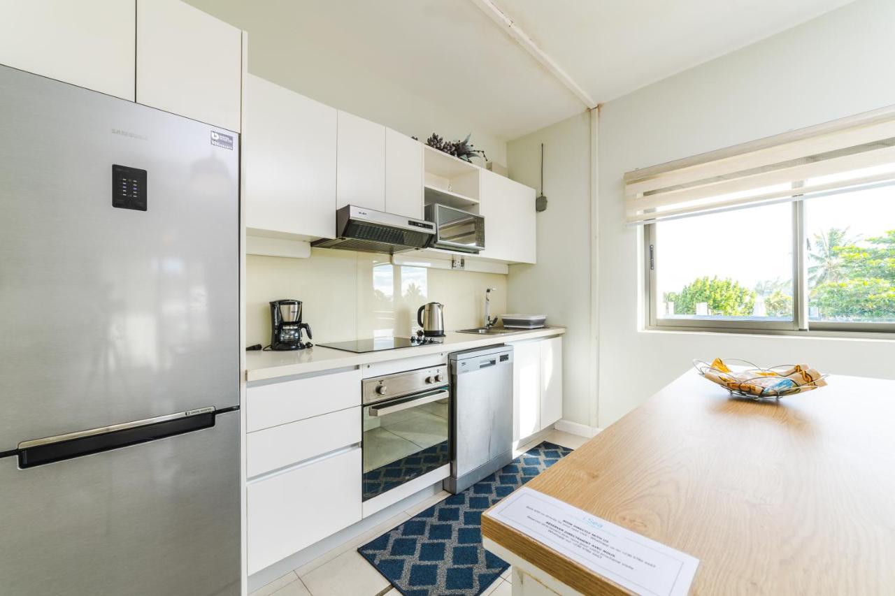Beachcove Apartment 9 In Pereybere Pereybere Beach ภายนอก รูปภาพ